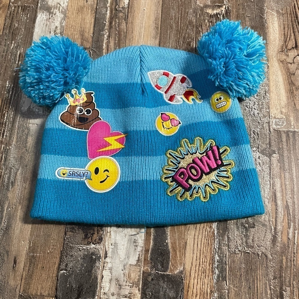 Girls emojis hat